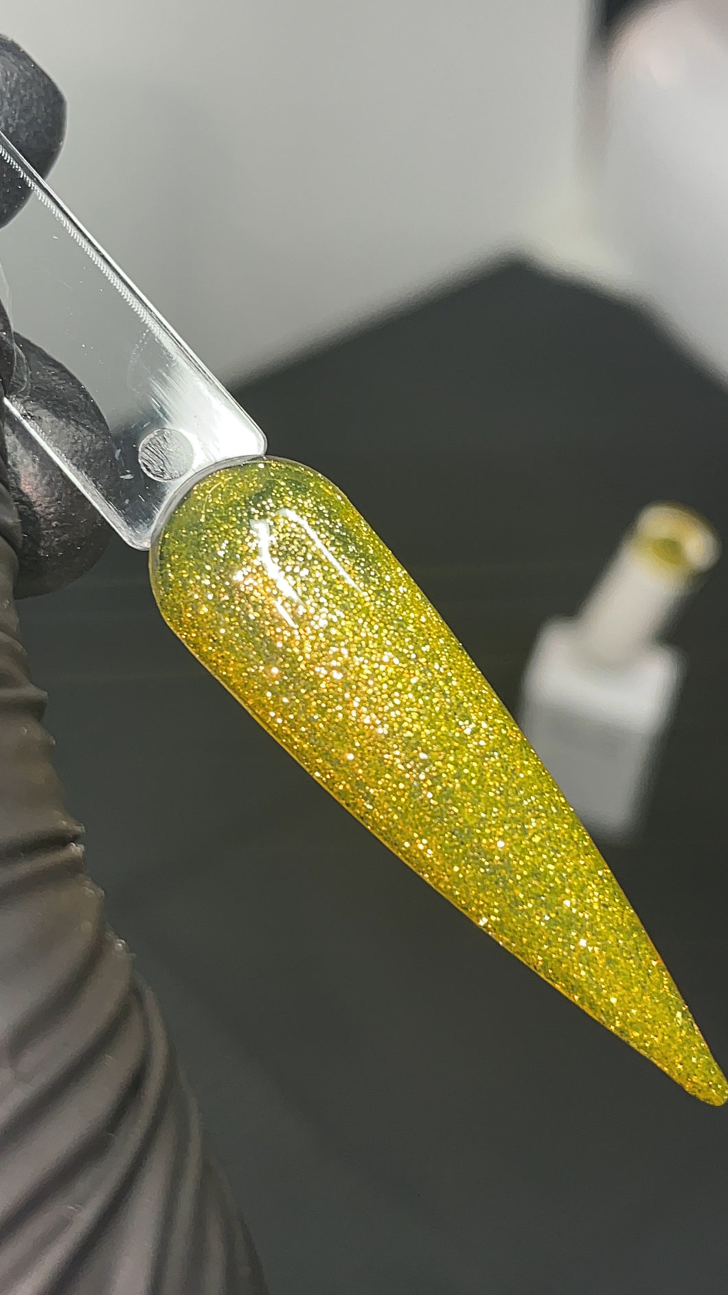 Platinum Gel #7 - Yellow Glitter