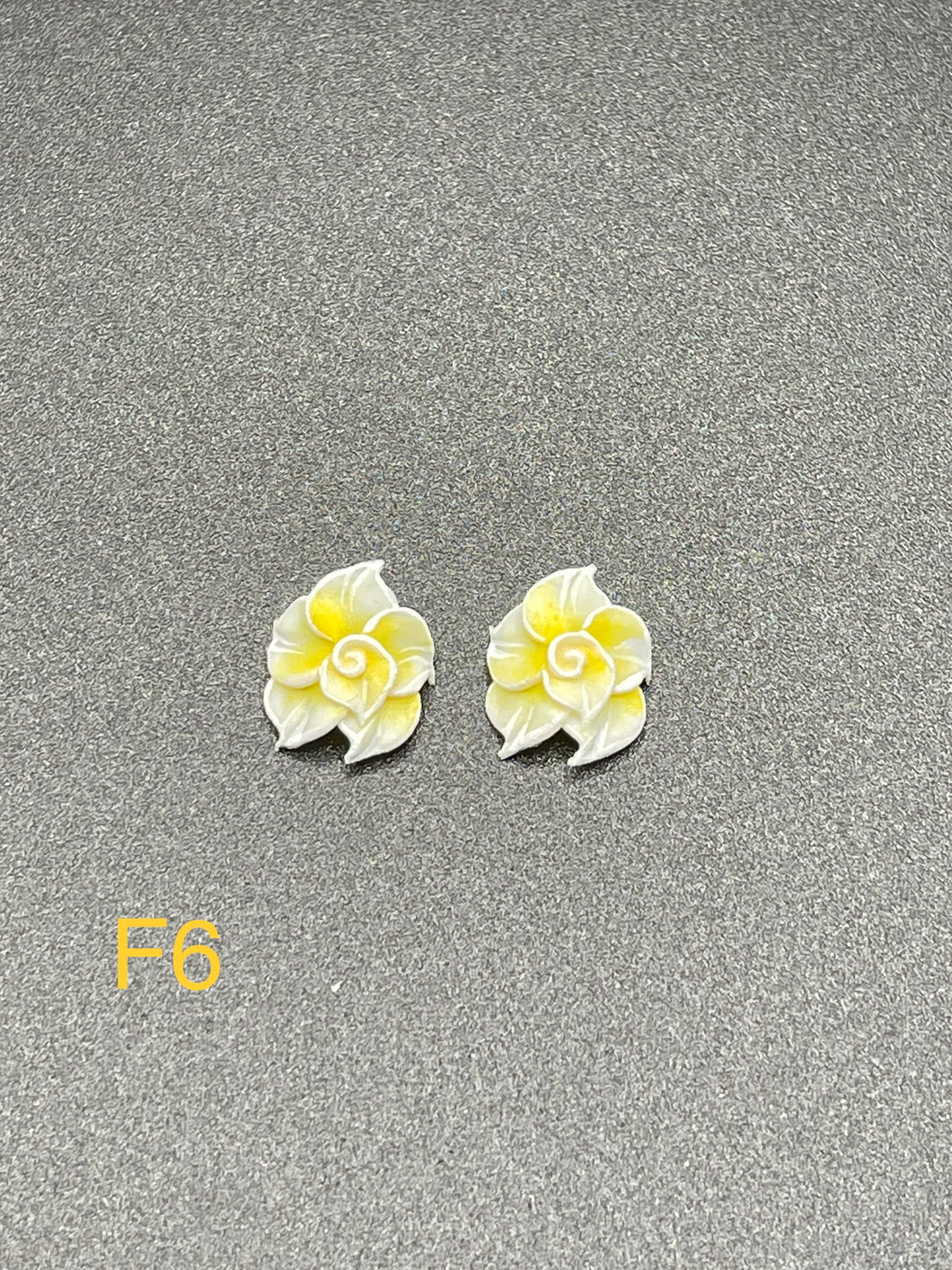 F6 - Handmade 3D Flower (2pc)