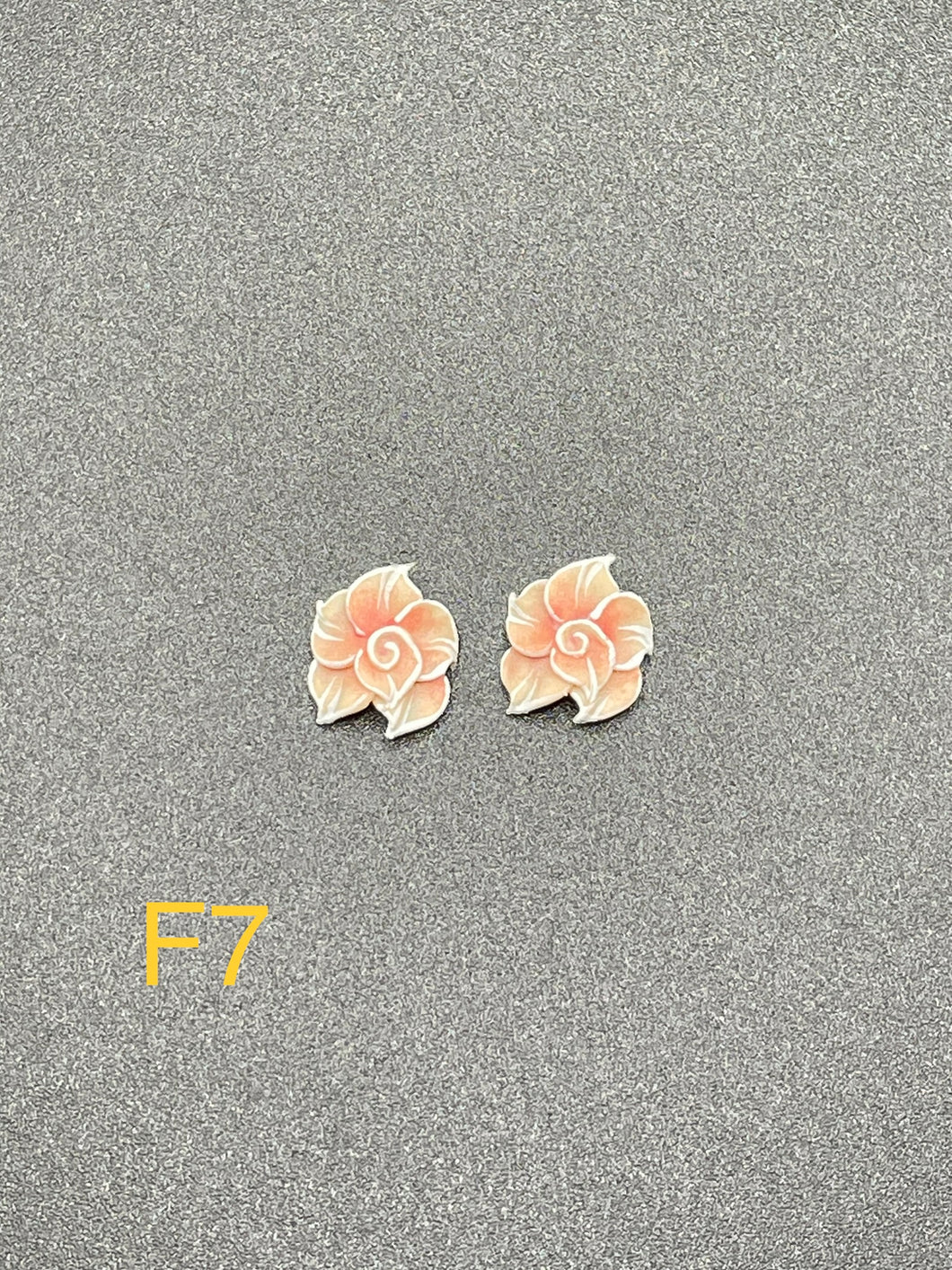 F7 - Handmade 3D Flower (2pc)